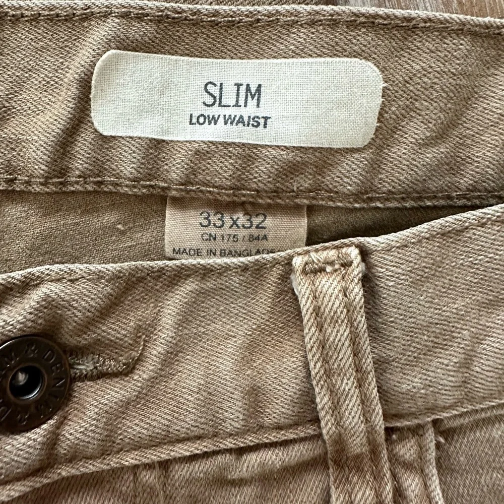 H&M Button Fly Khaki Colored Jeans - Picture 4 of 5